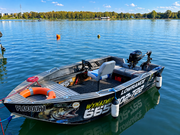 Łódź wędkarska Fishing Rent 370 na Zalewie Zemborzyckim